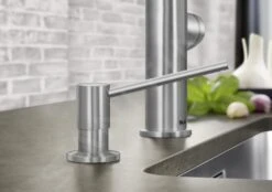 Blanco Accesorios - Dispensador De Detergente Torre, Acero 526430 -Franke Shop 7d3d7bfee5ffbe02b2973987