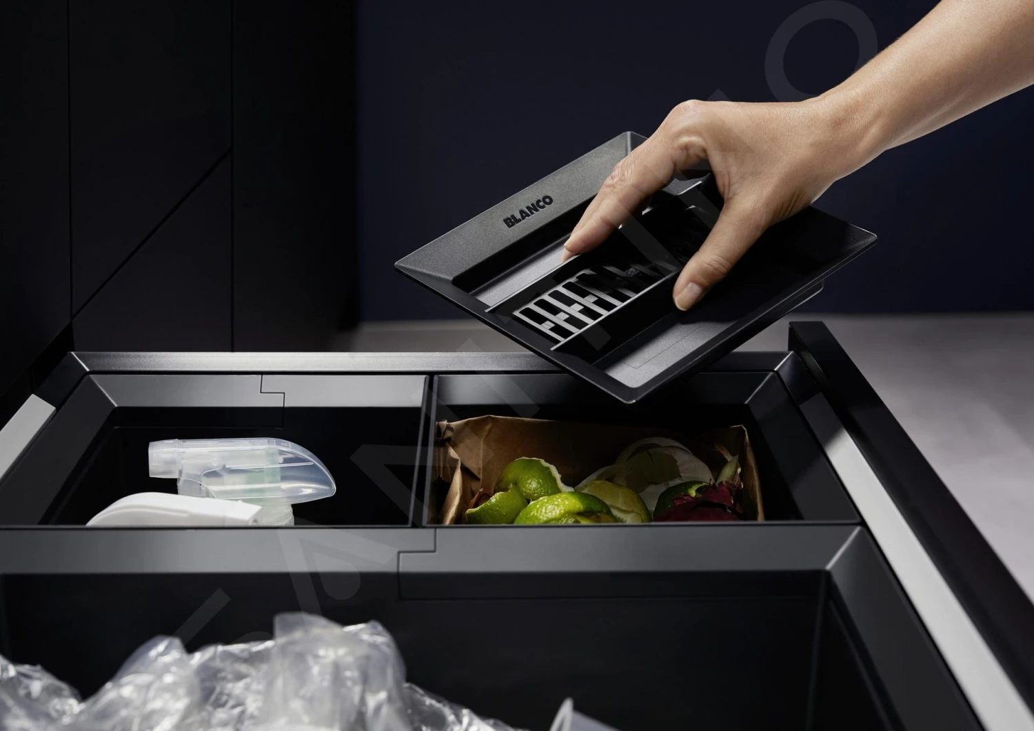 Blanco Flexon II - Cubo De Basura Extraíble Empotrado, Con Compartimientos Separados, Capacidad 46 L 526643 7 Blanco Flexon II - Cubo De Basura Extraíble Empotrado, Con Compartimientos Separados, Capacidad 46 L 526643 - Imagen 5